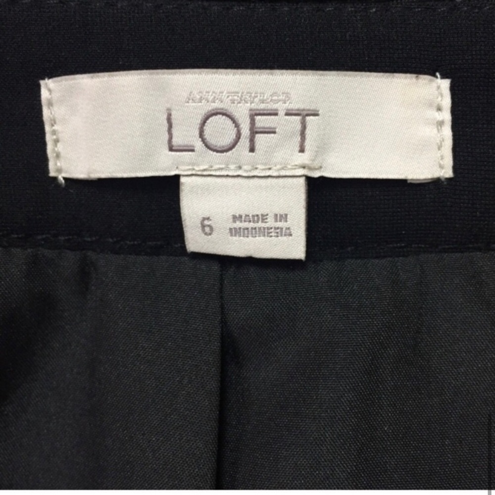LOFT Glitter Mini Skirt Size 6 - Picture 5 of 5